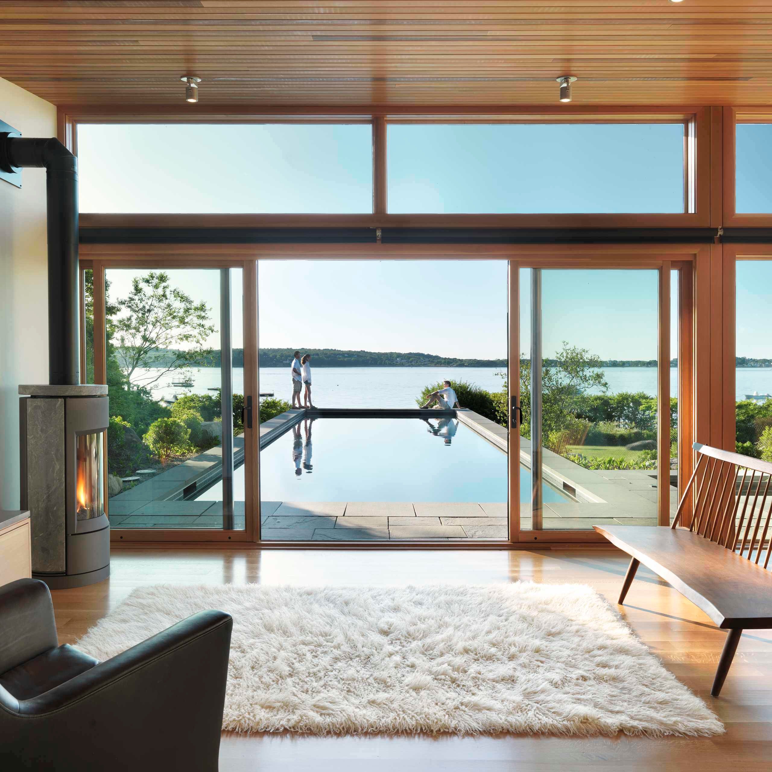 凝心聚力，走出伊博莱的系统门窗之路